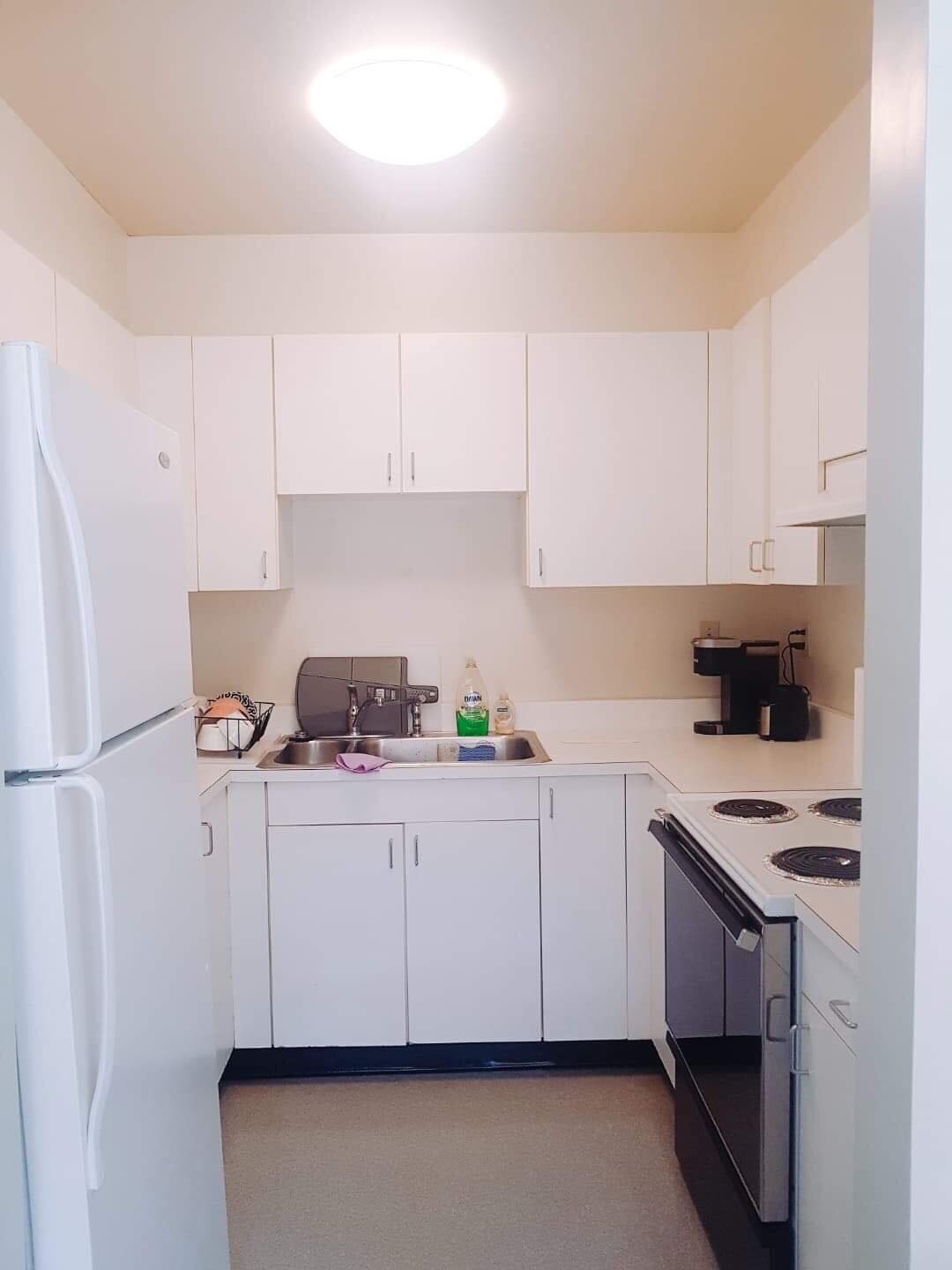 One-bedroom apartment bathroom or apartment detail